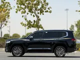 Toyota Land Cruiser VXR Twin Turbo 2024